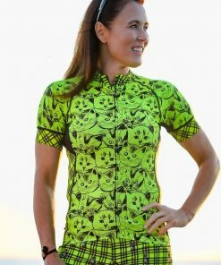 She Beest Shebeest Smitten Kitten Divine Women's Cycling Jersey (Electric Lime) | Short Sleeve 16 She Beest Shebeest Smitten Kitten Divine Women's Cycling Jersey (Electric Lime) | Short Sleeve -New Triathlete Store 9PAyBUHUSBoi5pKJrUp4cZG40
