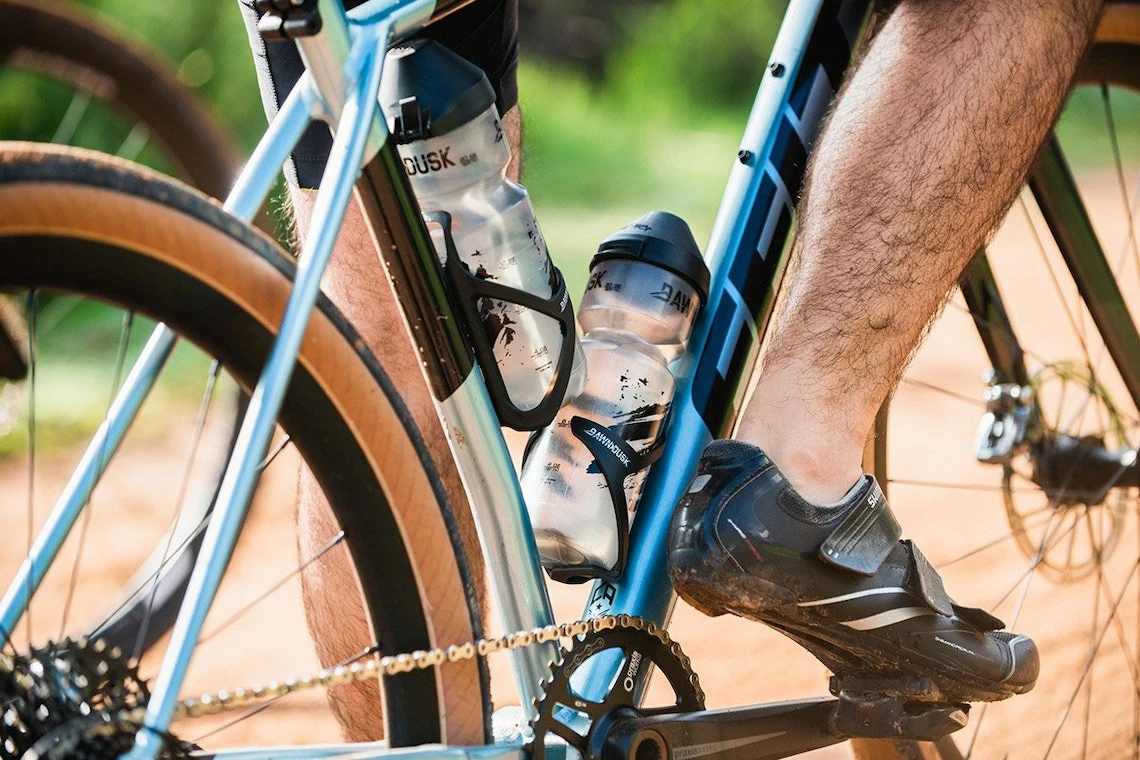 Dawn To Dusk Sideburn 6 Water Bottle Cage For Gravel And Mountain Bikes (Left) | Bottle Cages 5 Dawn To Dusk Sideburn 6 Water Bottle Cage For Gravel And Mountain Bikes (Left) | Bottle Cages - Image 3