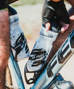 Dawn To Dusk Sideburn 6 Water Bottle Cage For Gravel And Mountain Bikes (Left) | Bottle Cages 9 Dawn To Dusk Sideburn 6 Water Bottle Cage For Gravel And Mountain Bikes (Left) | Bottle Cages -New Triathlete Store lYD 7suy hOVcPt7WZS0BWkhY